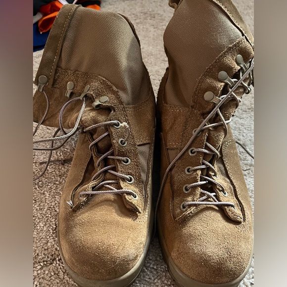U.S Army Winter combat boots - Picture 1 of 2